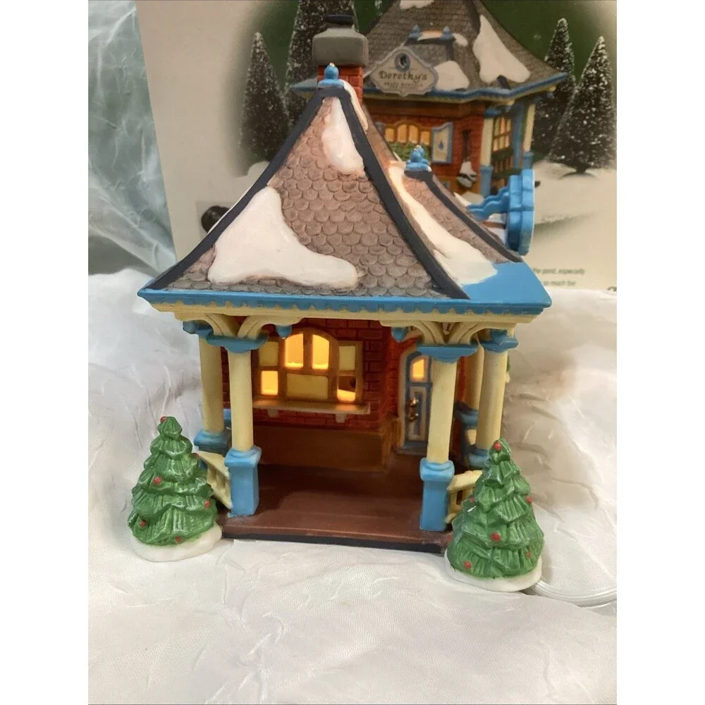 Dept 56 Christmas Lighted House Dorthy's Skate Rental Heritage Collection 1999